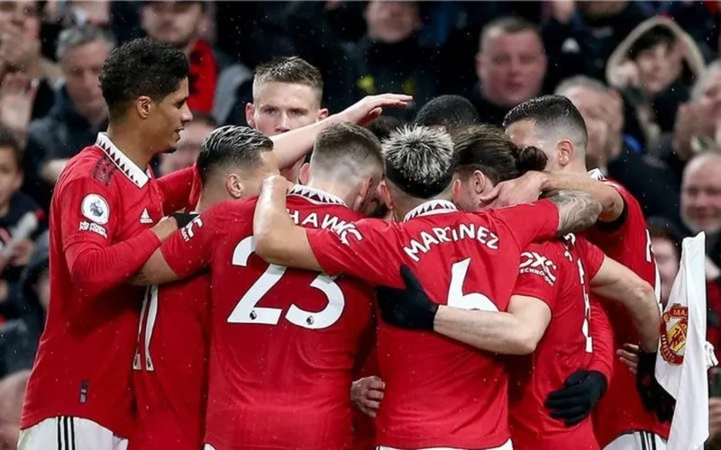 اللقاء المنتظر.. شوط أول إيجابي لمانشستر يونايتد أمام أستون فيلا